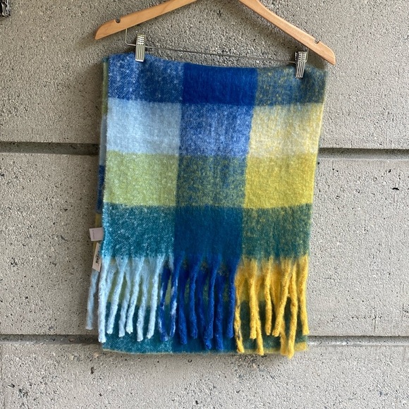 🆕 NWT Etereo Blanket Scarf - Picture 6 of 7